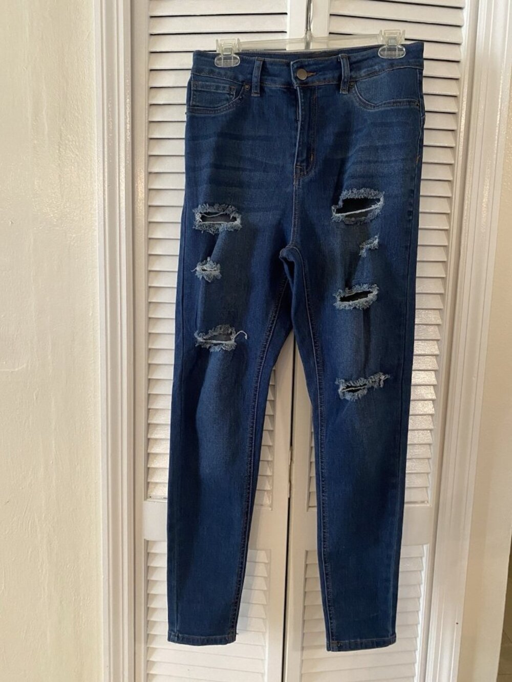 Fashion Nova Jeans Size 7 Ripped Skinny Denim Casual Stretch